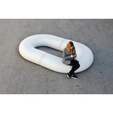 Assise en béton pour espaces urbains | CINNAMON CURVED