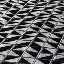 Pavé en basalte fondu à effets graphiques | K2