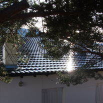 Système de toiture métallique d'aspect tuiles traditionnelles à finition mate ou brillante | Decra Elégance Acoustique