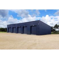 Bâtiment industriel isolé de 240m² avec 5 box de location de 48m²