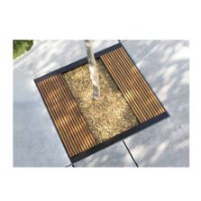 Grille carrée en lames de bois enchâssées entre fers plats sur chant  | Stanford