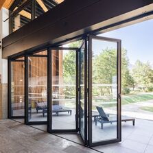 Porte repliable en aluminium pour une ouverture totale sur l'extérieur | Sepalumic Série 4700