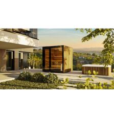 Sauna extérieur avec grande façade vitrée effet miroir | Pure