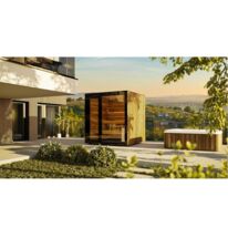Sauna extérieur avec grande façade vitrée effet miroir | Pure