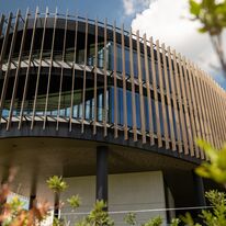 Lames en aluminium fixes ou motorisées | DucoSun Cubic