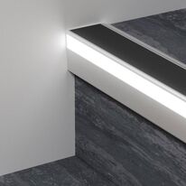 Profilé lumineux pour escalier | Prolight Protect 126/L/F en aluminium anodisé argent avec bande antidérapante LED