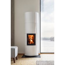 Poêle à bois de masse avec habillage en céramique | Blox R55 Céramique Hoxter
