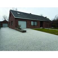 Sol coulé perméable et carrossable à base de résine et granulats minéraux 4/8 | Resineo Drain Quartz 4/8