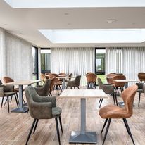 Store anti-chaleur à bandes verticales pour baies vitrées | CALIFORNIEN