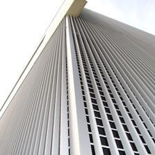 Solution d'habillage de façade : tôle perforée nervurée | TPN 300L 