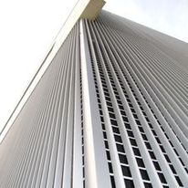 Solution d'habillage de façade : tôle perforée nervurée | TPN 300L 