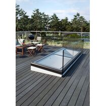 Accès toiture rectangulaire motorisé | LAMILUX&nbsp;[&hellip;]