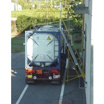 Accès sur citernes | TRIAX 