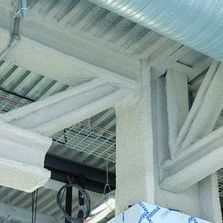 Revêtement de protection au feu avec accélérateur sur structure acier | Promaspray P300