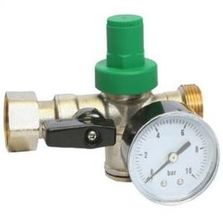 Bloc réducteur avec manomètre à piston | PRONORM