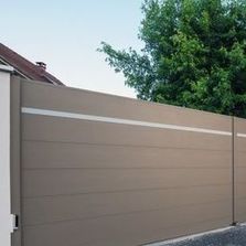 Portail aluminium battant lames horizontales 220 | URBAN