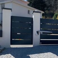 Portail ajouré 2 vantaux aluminium lame claire voie | Mistral 