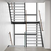 Escaliers demi-tour pour bâtiments professionnels |  NextGen Halfturn