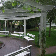Pergolas à panneaux métal déployé ou treillis | Via Verde