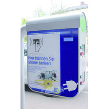 Borne de recharge photovoltaïque pour véhicules électriques | Belectric Drive