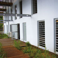 Système de ventelles à lames orientables | Ouvea