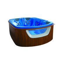 Spa à quatre places et une chaise longue | Spa 611-612