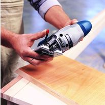 Scie sauteuse avec réglage de la lame jusqu'à 45° | GST 135 BCE