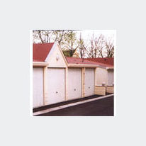 Garages préfabriqués avec couverture en tuiles béton | Garages TLS