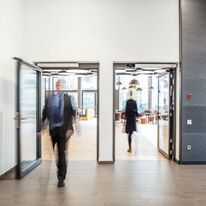 Automatisme polyvalent pour portes battantes | Powerturn