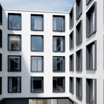 Fenêtre en aluminium avec ouvrant de ventilation pour secteur tertiaire | 5200 TH / 5700