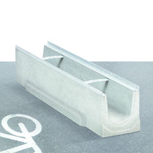 Caniveaux pour zones piétonnes avec six modèles de grille | Bircolight