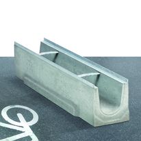 Caniveaux pour zones piétonnes avec six modèles de grille | Bircolight