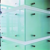 Fixations rigides ou articulées ajustables | Fixations ponctuelles