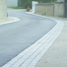 Caniveaux en béton moulé haute performance | Caniveau préfabriqué à empreinte de pavés rustiques CC1 ou CS1