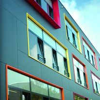 Menuiseries de grandes dimensions en acier à rupture de pont thermique | Hermetic 70