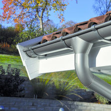 Gouttière et descentes en acier zingué | Rainline