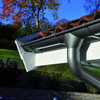 Gouttière et descentes en acier zingué | Rainline