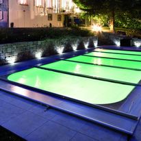 Couverture de piscine multiusages en toutes saisons | Solae Waterair