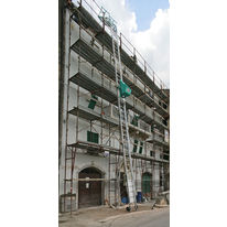 Monte-matériaux jusqu'à 13 m de hauteur | Lift 1000 pattes