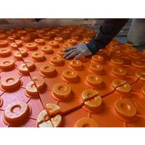 Plancher chauffant rafraîchissant sous carrelage | Schlüter-BEKOTEC-THERM