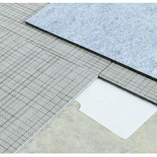 Dalles de sol PVC tissé à sous-couche intégrée pour plancher technique | Bio Felt