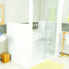 Douche senior avec Receveur extra-plat et pare douche coulissant pour PMR | Access Premium