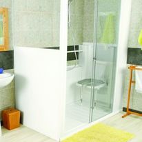 Douche senior avec Receveur extra-plat et pare douche coulissant pour PMR | Access Premium