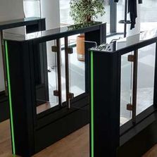 Couloir de passage sécurisé rapide | FIRSTLANE