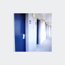 Gamme de portes palières acoustiques et coupe-feu pour coursives | Résidex