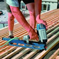 Cloueurs pneumatiques compacts | GSN 90-21/34 RK Professional