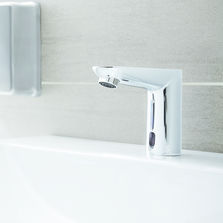 Robinet infra-rouge sur plage monofluide | Euroeco Cosmopolitan E