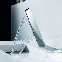 Robinet chromé à jet laminaire | Hansalatrava