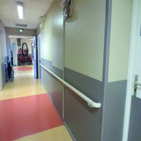 Main courante trilobée de 40 mm de largeur et classée M1 Bs2d0 | Linea'Touch