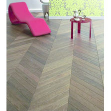 Parquet massif posé en point de Hongrie | Point de Hongrie